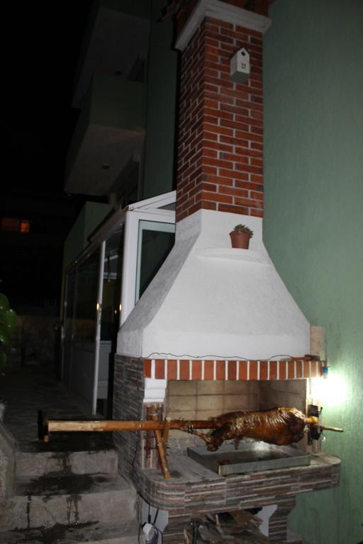 Семеен Хотел Идън Sveti Vlas Exteriér fotografie